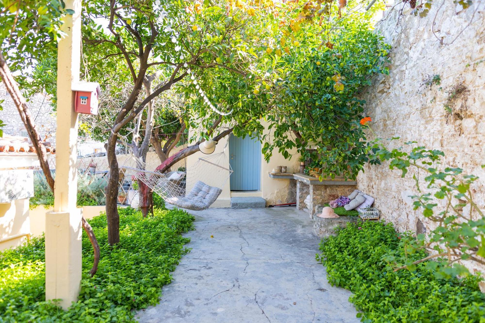 Theros Cottage 纳夫普利翁 外观 照片